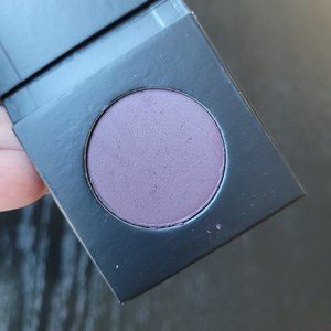 Younique Pressed Shadow with Single Compact - Devoted